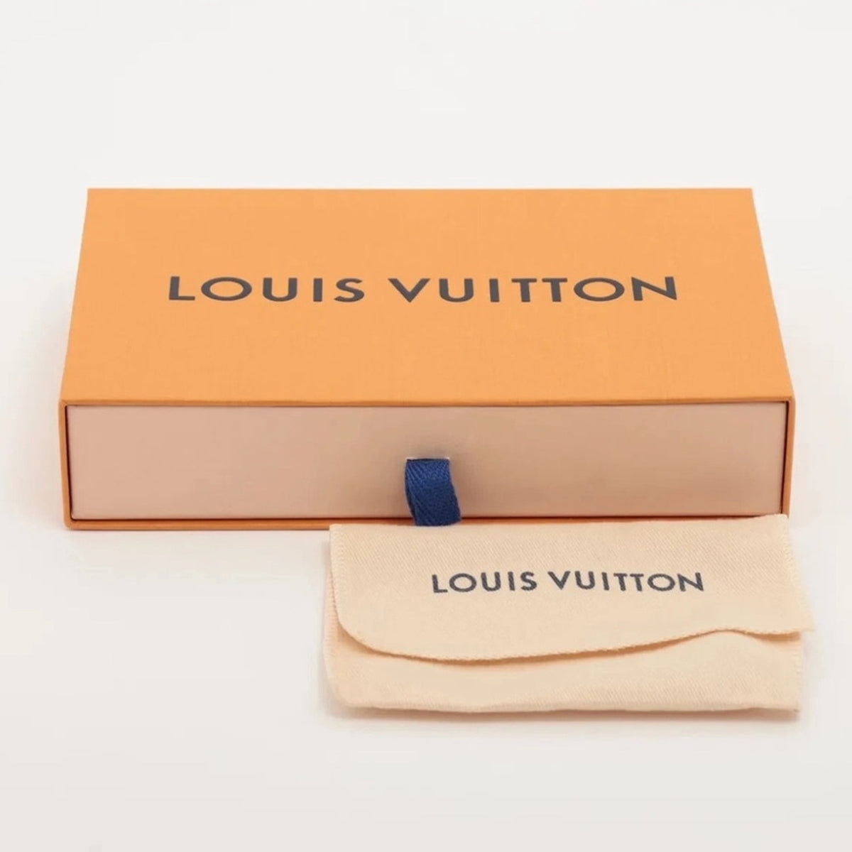 Louis Vuitton x Yayoi Kusama Vivienne Infinity Dot Bag Charm Key Ring NWT