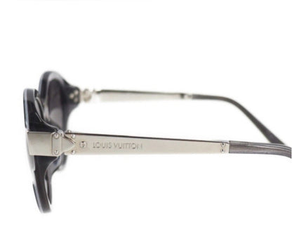 Louis Vuitton Black Acetate Petit Soupcon Cat Eye Sunglasses Z0489W