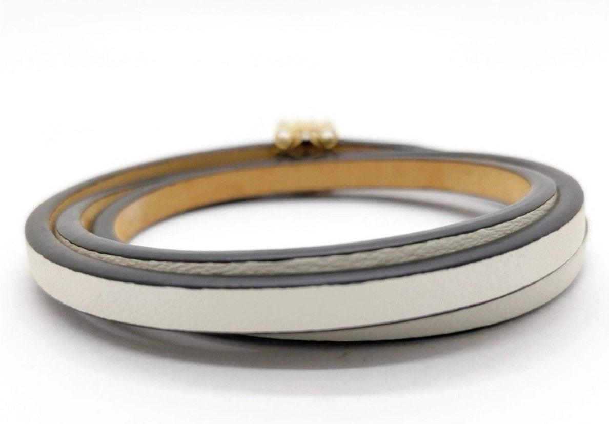 Loewe White Leather and Gold Anagram Twist Bangle Bracelet