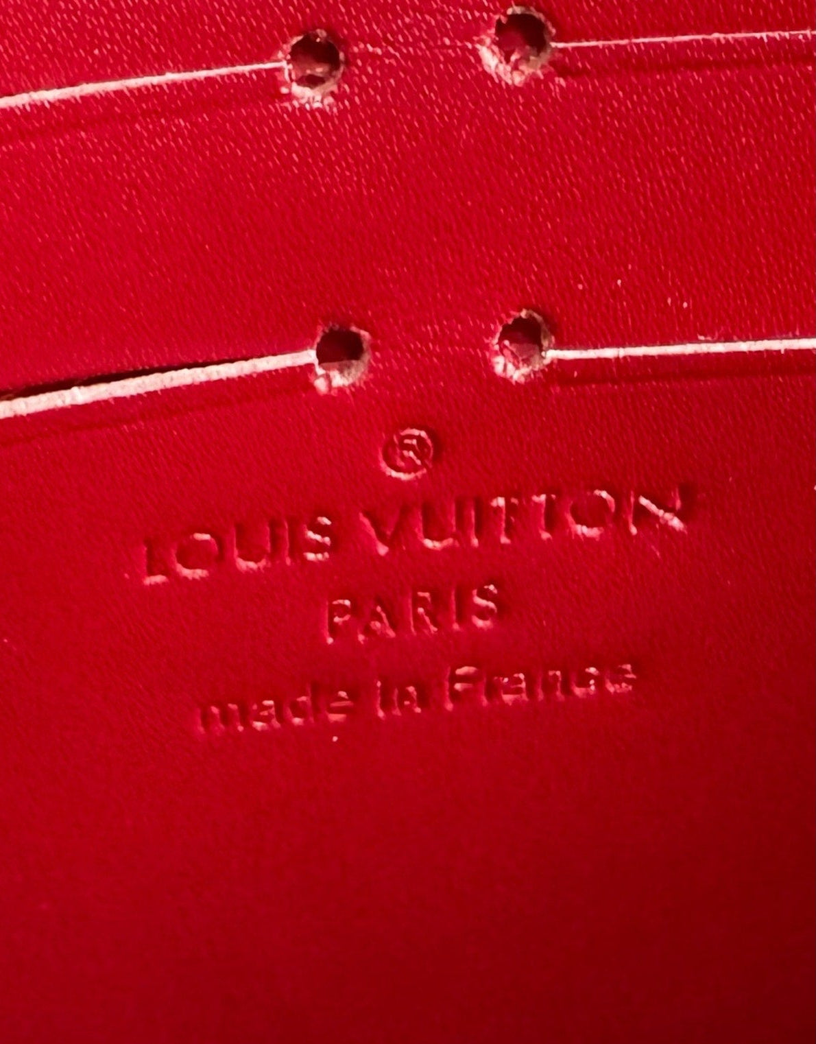 Louis Vuitton Red Vernis Sarah Noeud Wallet