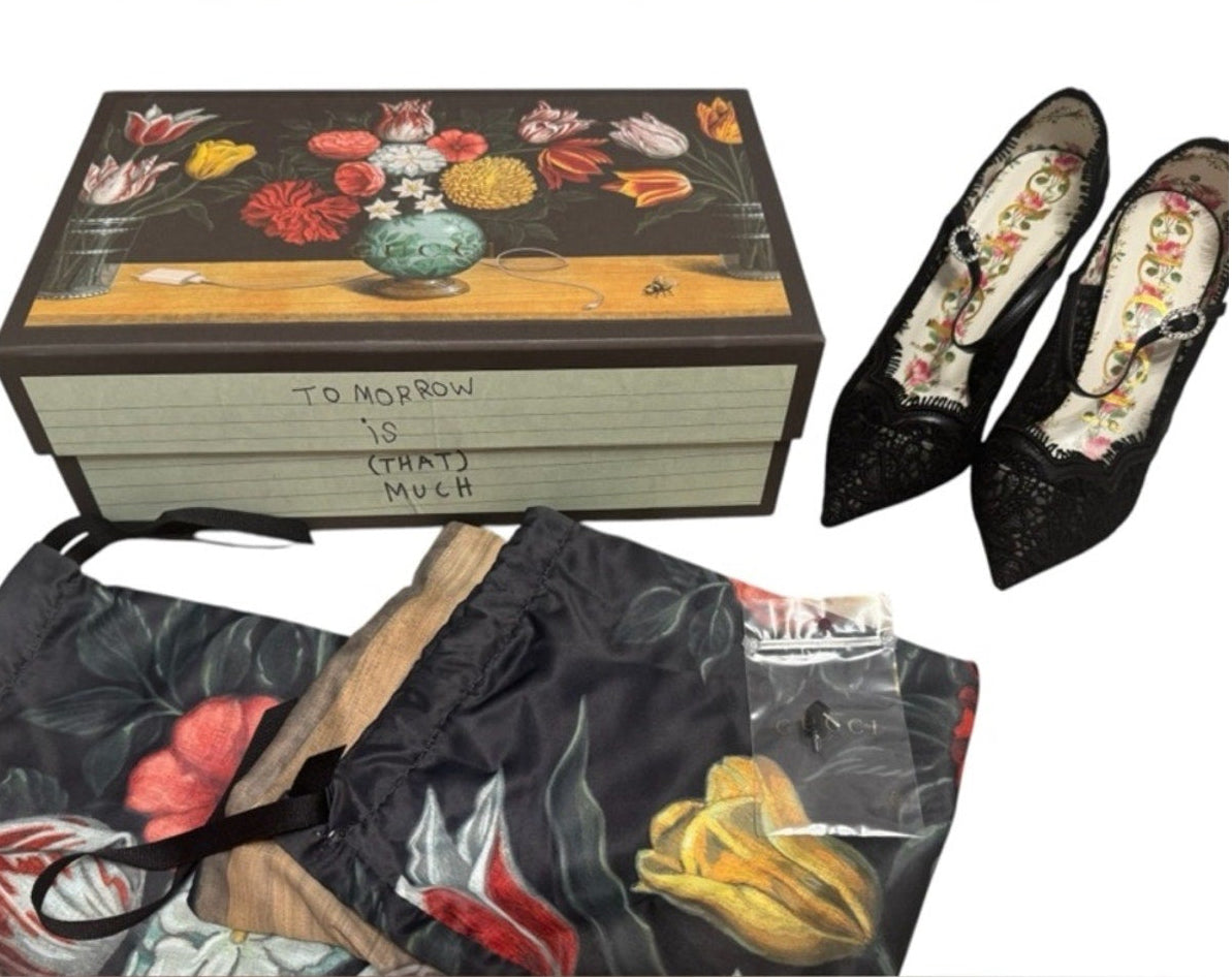 Gucci Black Lace Virginia Mary Jane Pumps - Size 36