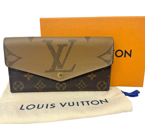 Louis Vuitton Giant Reverse Monogram Sarah Wallet
