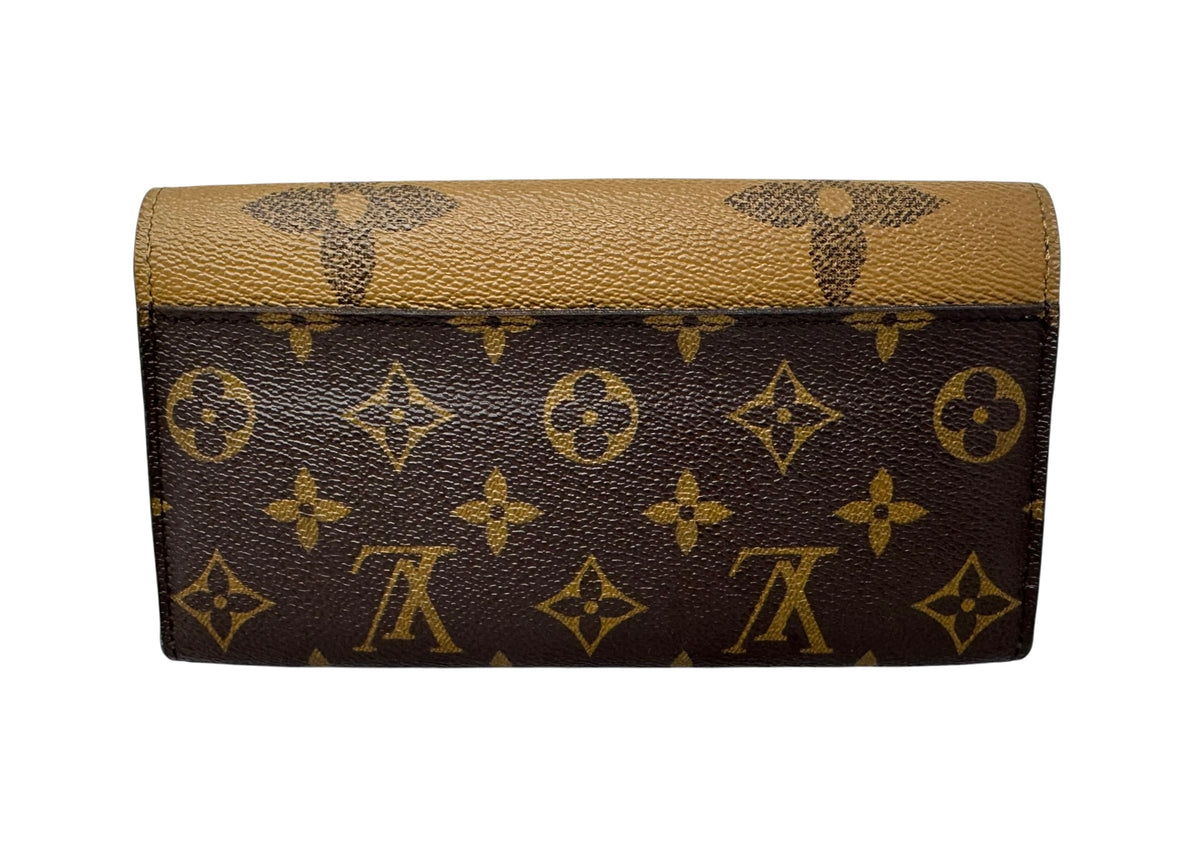 Louis Vuitton Giant Reverse Monogram Sarah Wallet