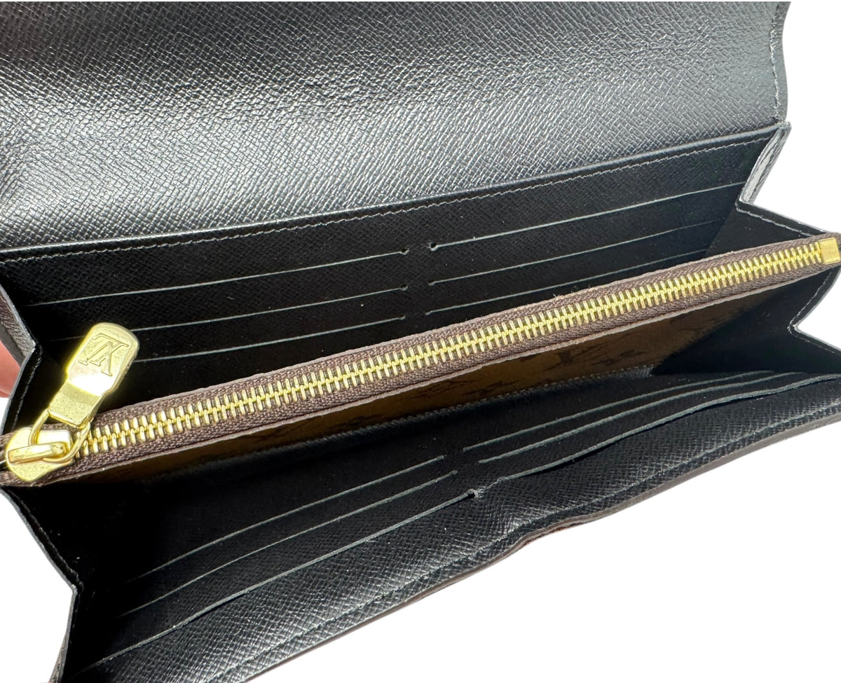 Louis Vuitton Giant Reverse Monogram Sarah Wallet