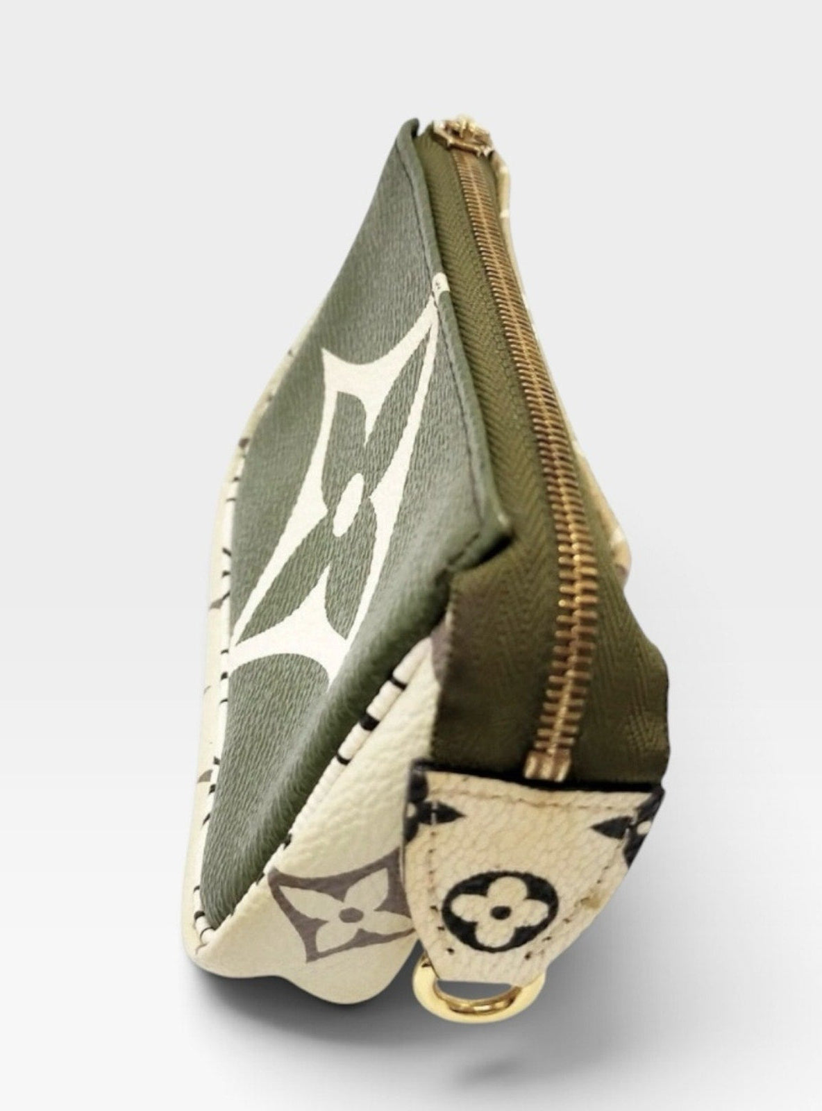 Louis Vuitton Monogram Giant Micro Pochette Accessories Green/Beige