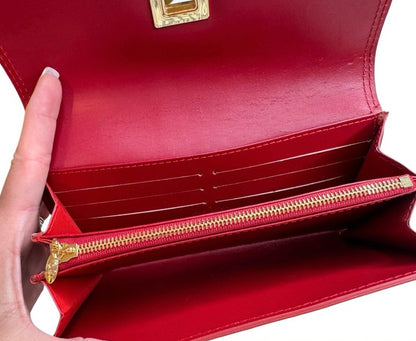 Louis Vuitton Red Vernis Sarah Noeud Wallet